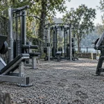 Street barbell outdoor : station de musculation dans un parc